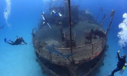 ¡Un parque arqueológico submarino les espera cerca de Atenas!