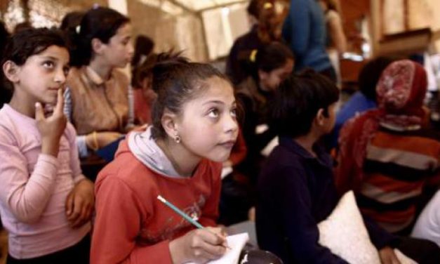 Grecia ampara el derecho a la educación de los jóvenes refugiados