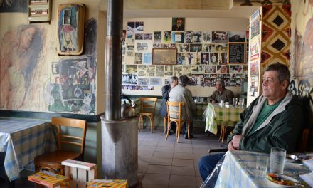 Kafenía: los tradicionales cafés griegos