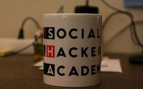 Entrevista: Social Hackers Academy. Una escuela destinada a los refugiados y a los grupos vulnerables