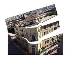 Exposición| El histórico edificio del XV Liceo de Kipseli se transforma en una “concha” de cultura