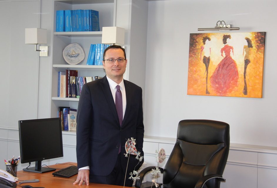 El Secretario General de Diplomacia Pública, Asuntos Religiosos y Consulares Constantinos Alexandris sobre la nueva imagen de Grecia