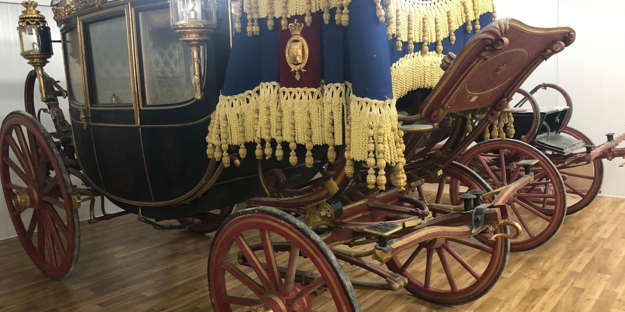 Un nuevo brillo para los carruajes históricos de la antigua familia real de Grecia