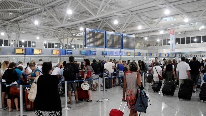 Turismo: 2023, un año récord para los aeropuertos griegos