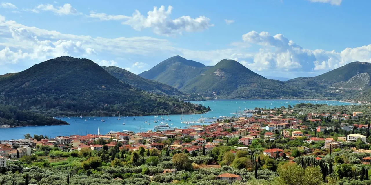 Lefkada: Un Tesoro Histórico, Cultural y Natural para el Viajero Exigente