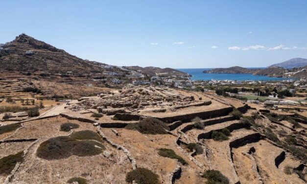 Skarkos en Ios: El Patrimonio Cicládico Temprano se encuentra con el Arte Contemporáneo