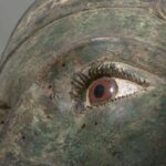 El Auriga de Delfos: La mirada eterna