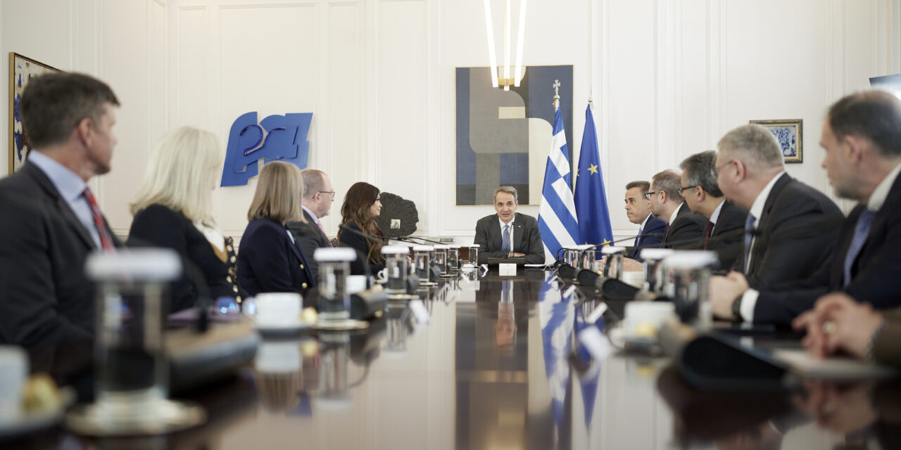 Firma de los acuerdos para la concesión de derechos exclusivos de exploración y explotación de hidrocarburos en zonas marítimas al sur del Peloponeso y de Creta