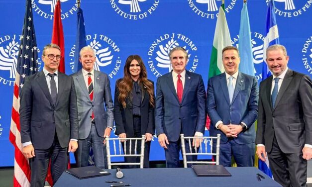 “La energía es poder de seguridad, crecimiento e influencia”, dice el Ministro Stavros Papastavrou