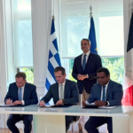 Presencia del Primer Ministro Kyriakos Mitsotakis en la firma del acuerdo para la entrada de Meridiam como accionista mayoritario en la sociedad GSI y del acuerdo entre IPTO, GSI y Nexans para la realización de estudios del lecho marino destinados a la ejecución del proyecto