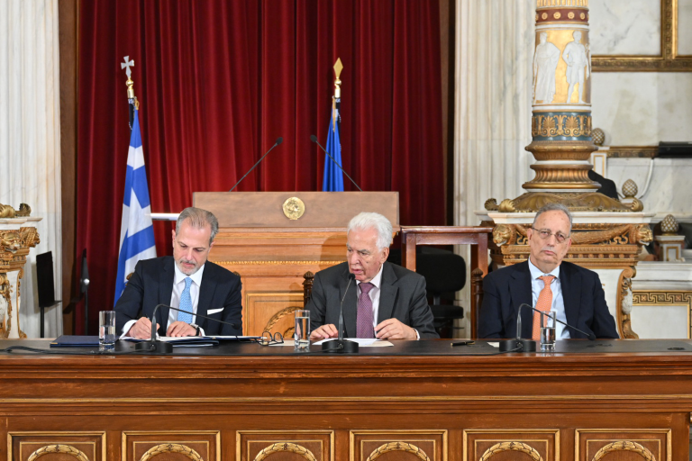 La Academia de Atenas y ERT acercan la ciencia y la cultura a la sociedad